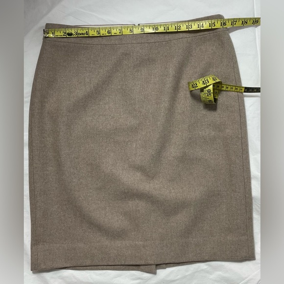 J Crew Pencil Skirt Tan/Taupe Heathered Wool - Picture 2 of 11